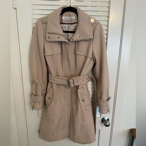 Kenneth Cole Reaction trench coat tan